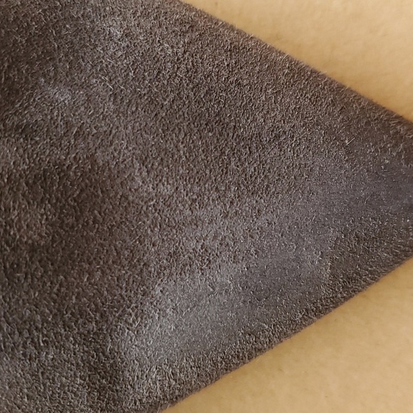 Kurt Geiger London Grey brown suede classic pump  size 39 (US 8) sexy! - Picture 10 of 15
